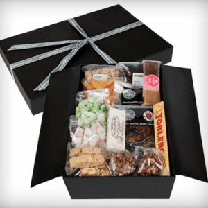 MEGA MUNCHIES GIFT BOX