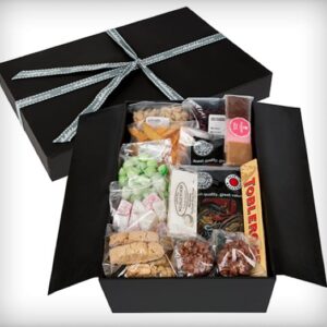 MEGA MUNCHIES GIFT BOX
